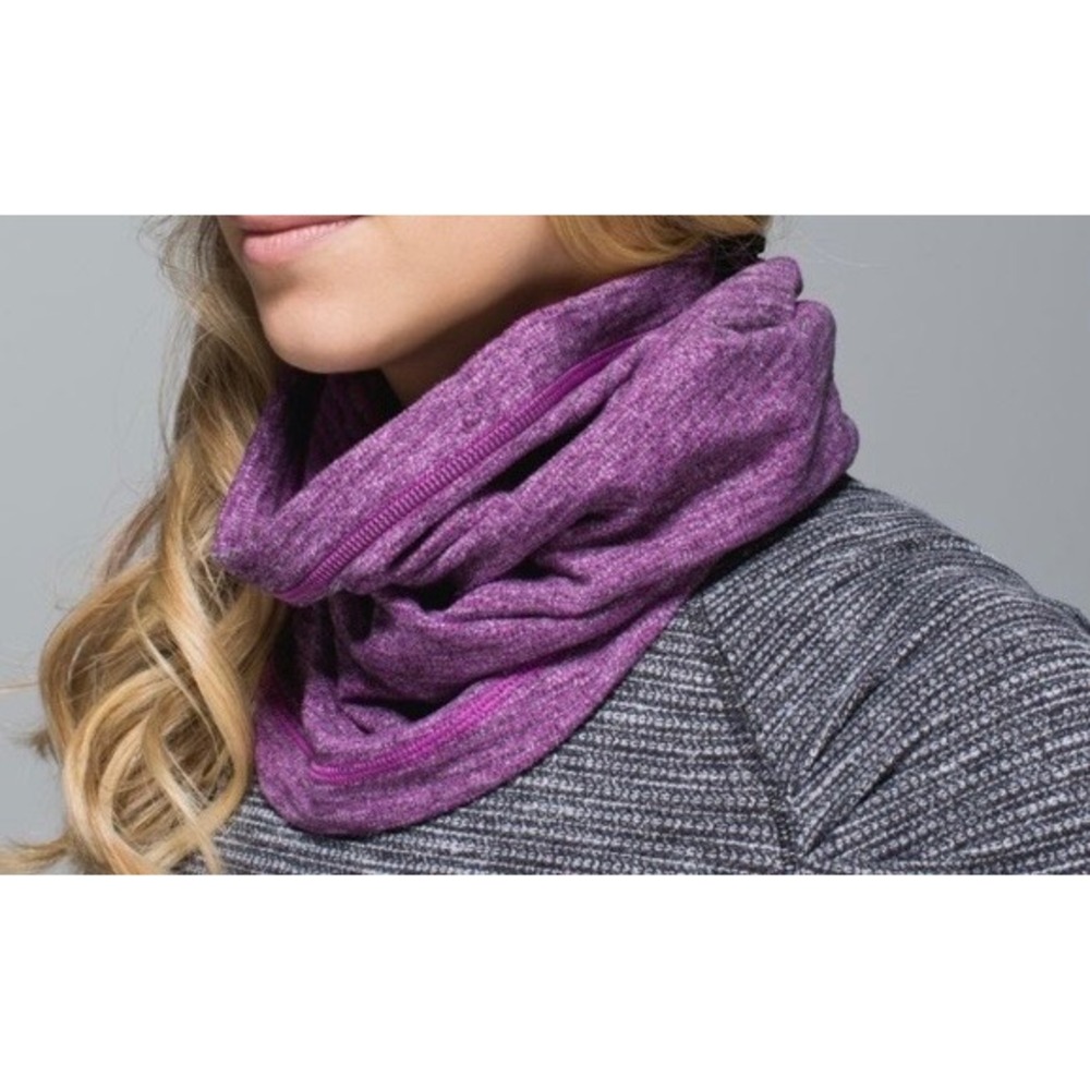 Lululemon Purple Space Dye Knit Neck Warmer Gaiter Adjustable Cinch Toggle